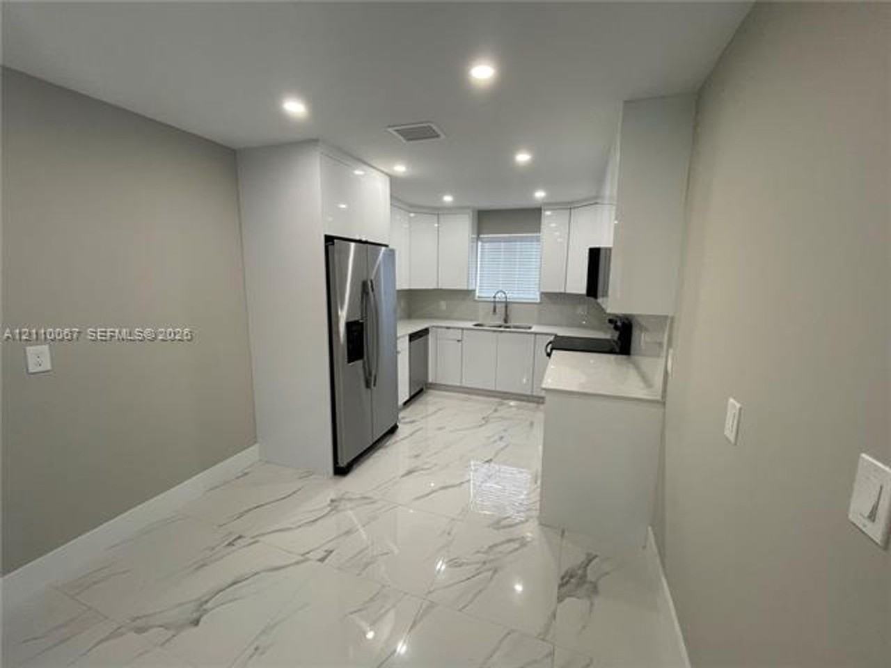 11941 Sw 218th St #11941 - Photo 4 of 10