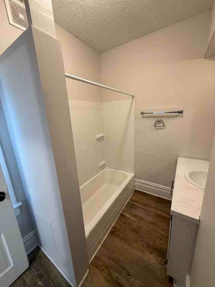 1334 3rd Ave N - Photo 3 of 4