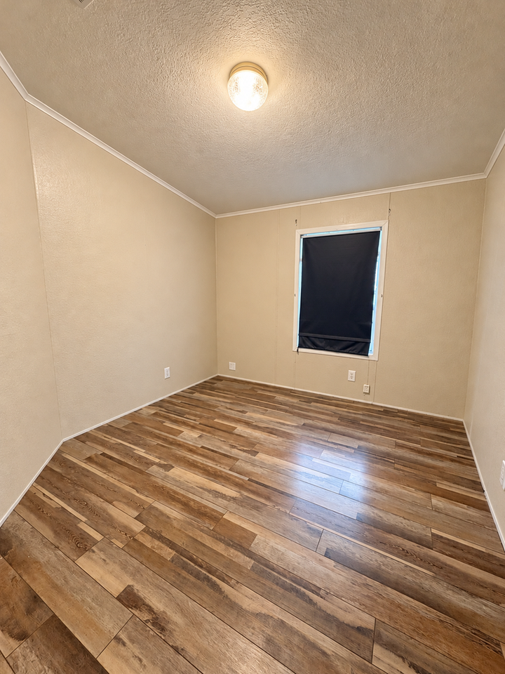 357 Dallas St - Photo 7 of 13