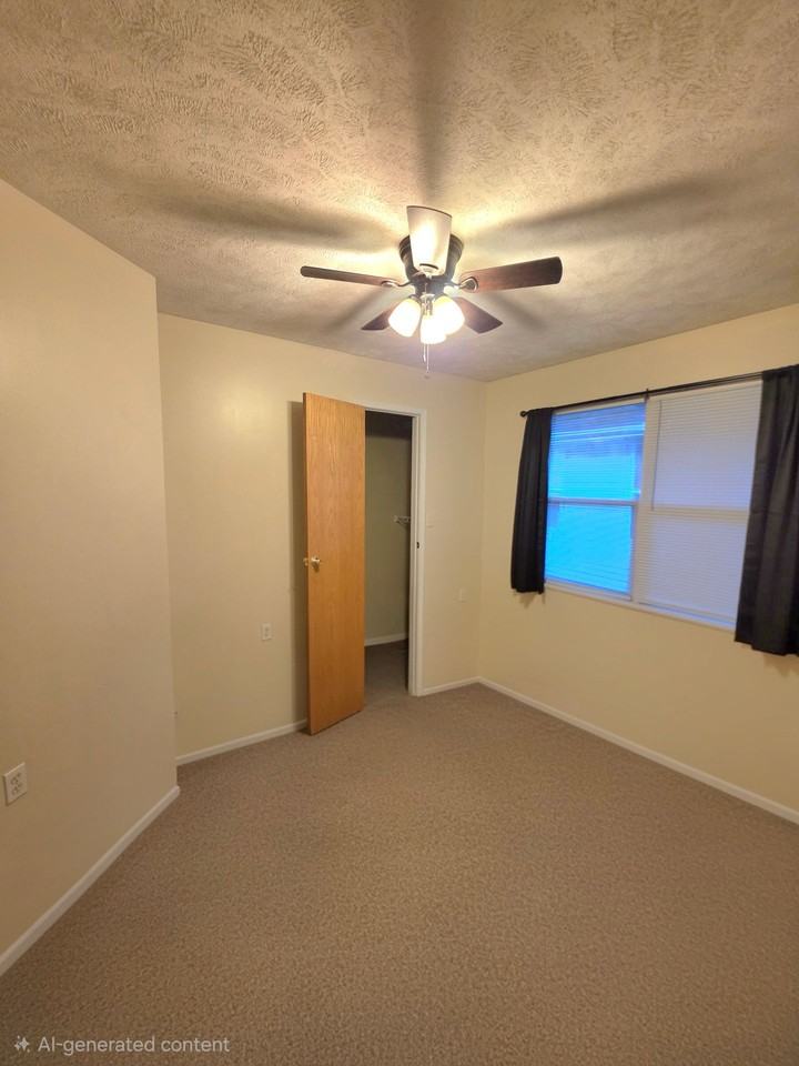 1718 S 10th Ave - Photo 3 of 20