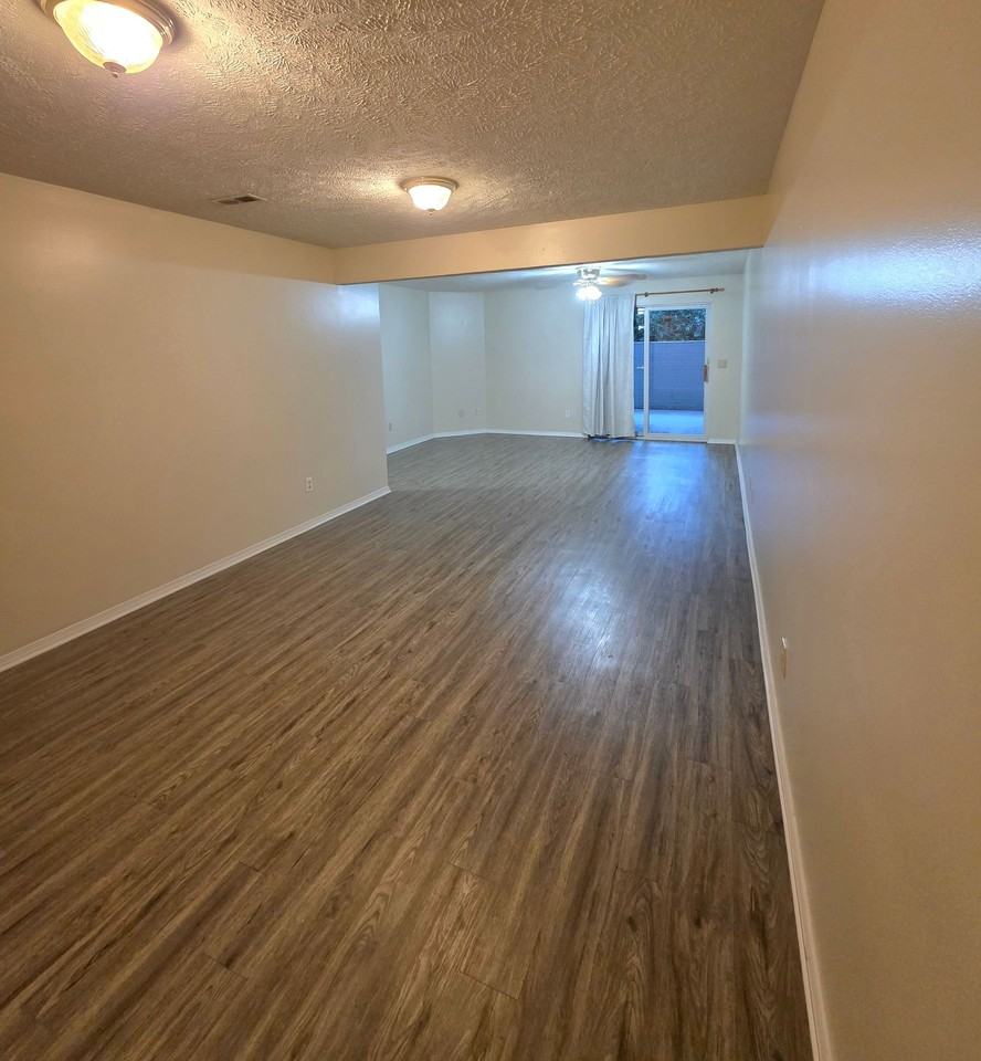 1718 S 10th Ave - Photo 7 of 20