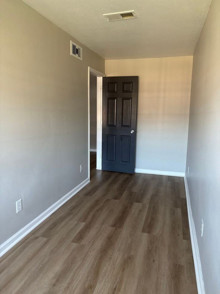 8961 8961 Brigadier Drive - 8951 - C #C - Photo 6 of 13