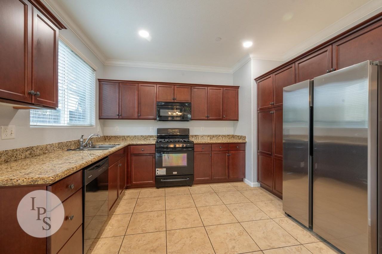 7390 E Giavanna Ave - Photo 6 of 27