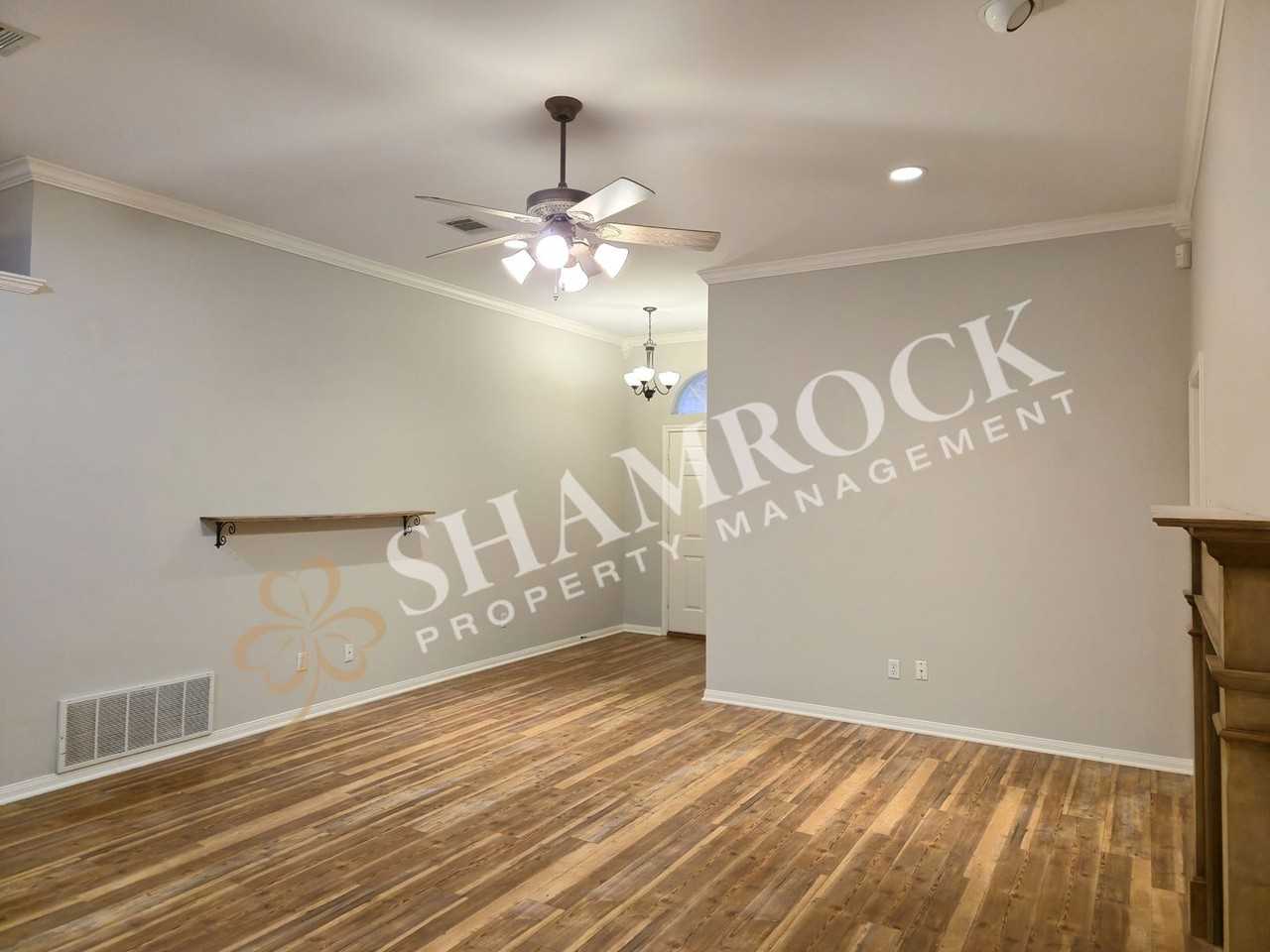 704 Durango Cir - Photo 3 of 19