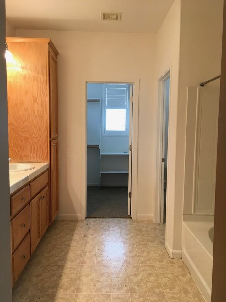 8892 Brecon Way - Photo 3 of 10