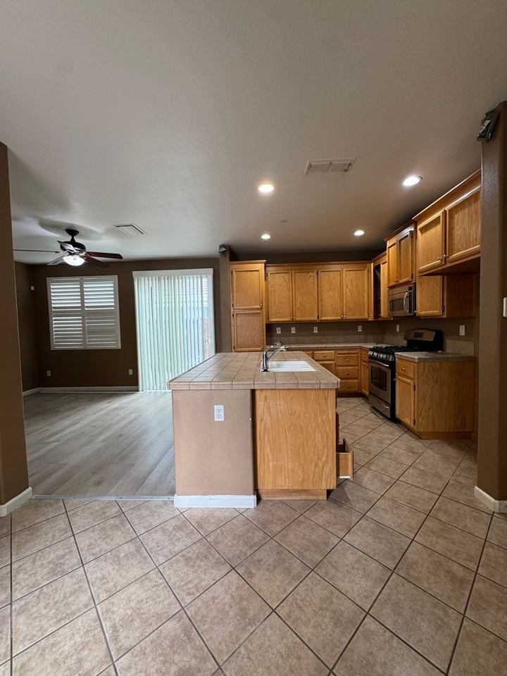 8892 Brecon Way - Photo 6 of 10