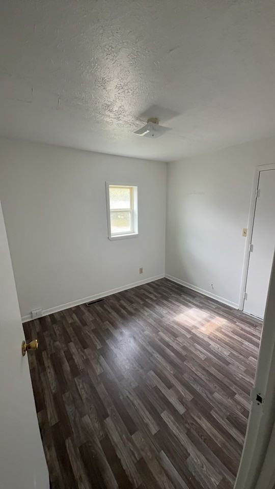 923 N Fulbright Ave - Photo 6 of 6