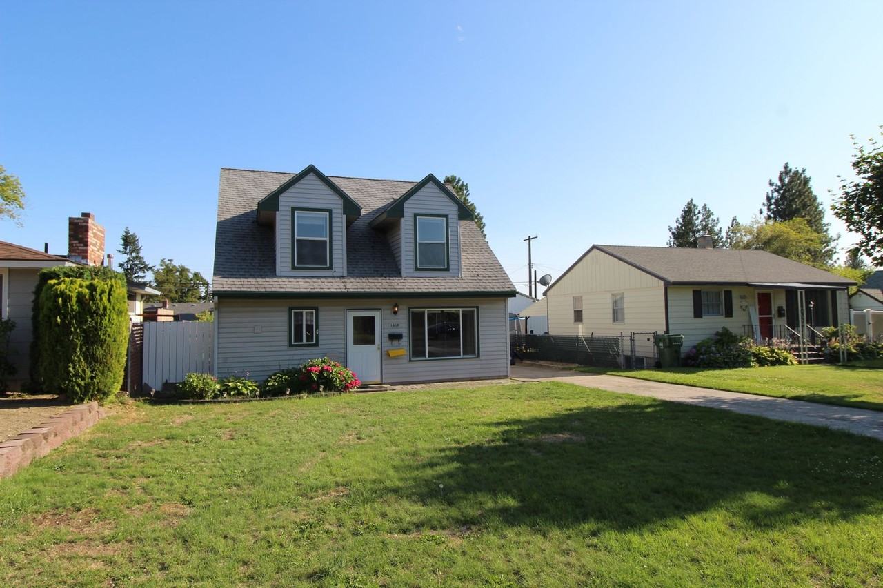 1619 W Kiernan Ave - Photo 4 of 17