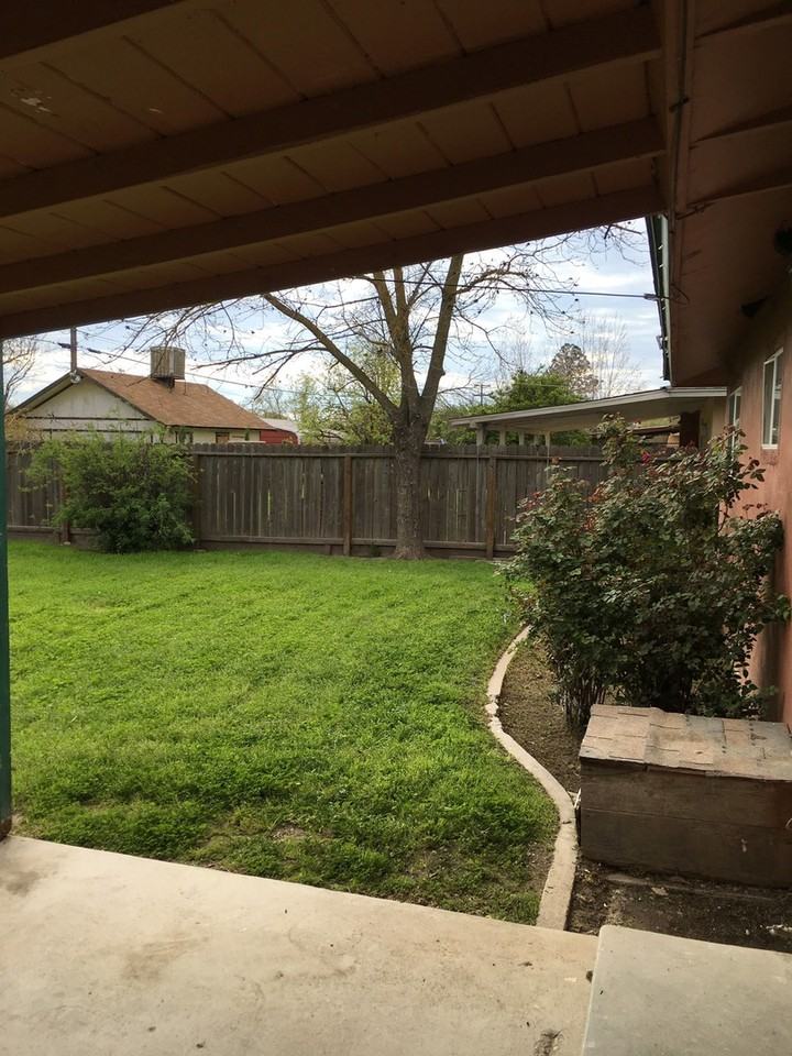 27242 Perkins Rd - Photo 6 of 24