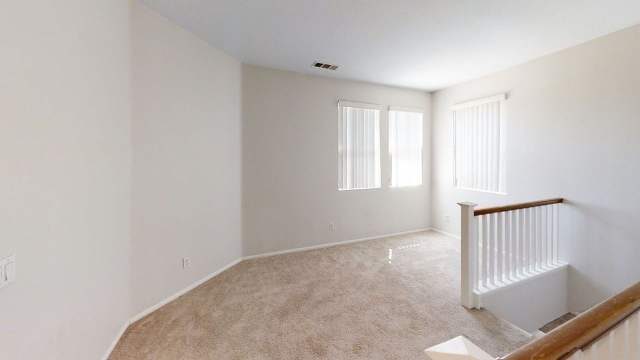 10975 Ragsdale Rd - Photo 7 of 22