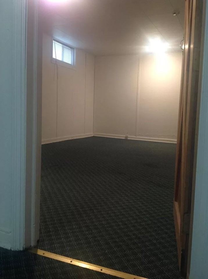 1214 E Thurston Ave - Photo 6 of 12