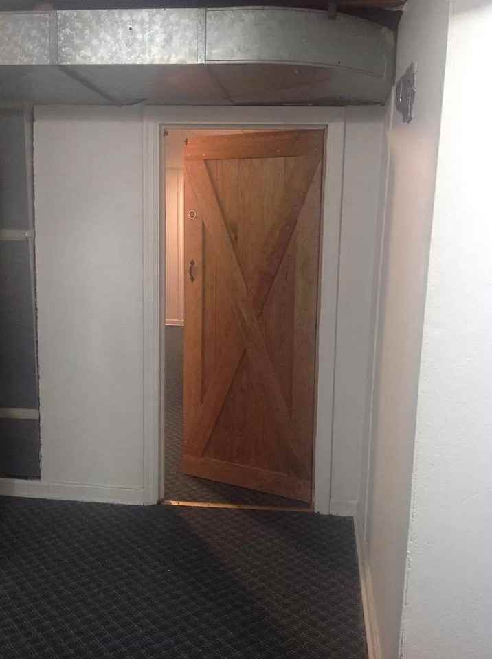 1214 E Thurston Ave - Photo 7 of 12