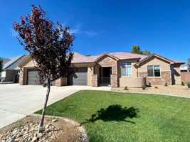 featured image of 1328 W Marigold Way