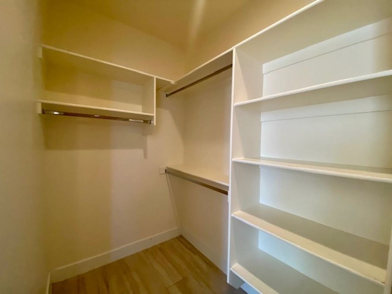 1328 W Marigold Way - Photo 7 of 44