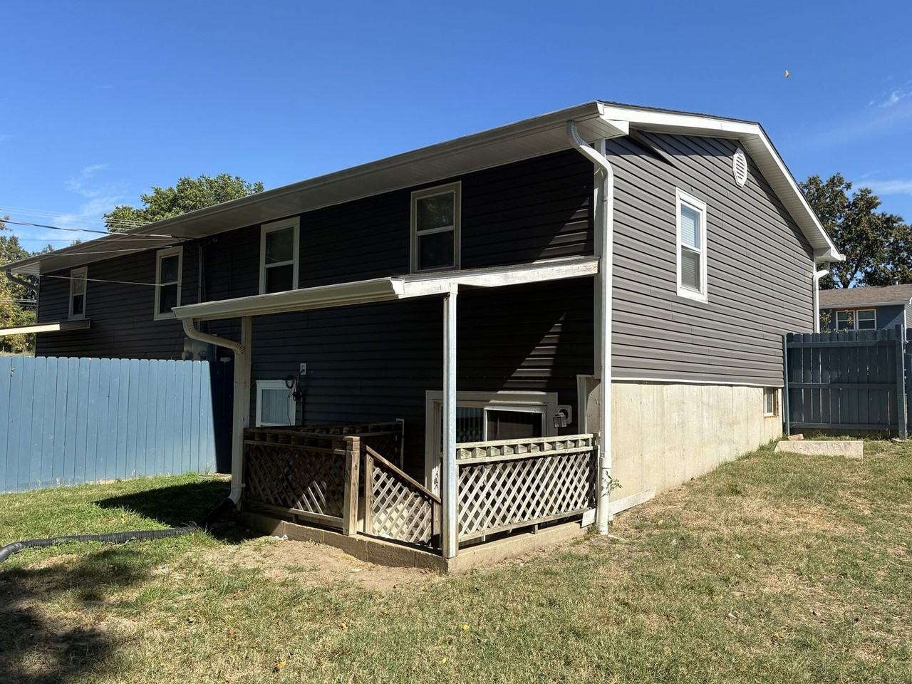 123 Redwood Rd - Photo 2 of 2