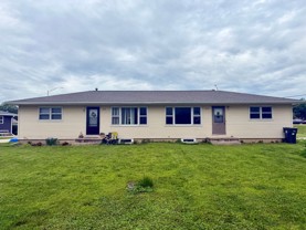 Cedar Falls Duplex - Photo 1 of 1