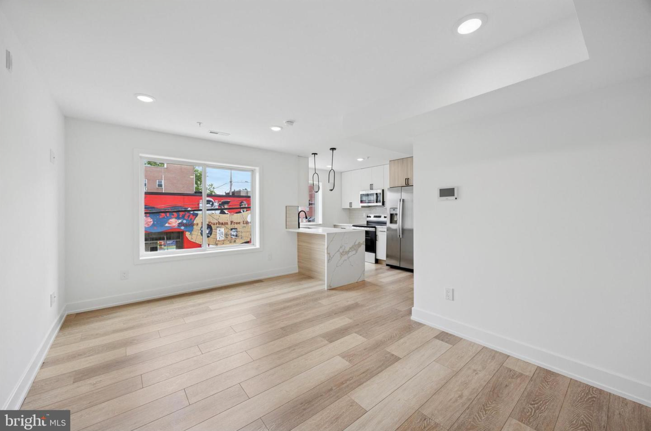 601 N 34th St - Photo 3 of 11