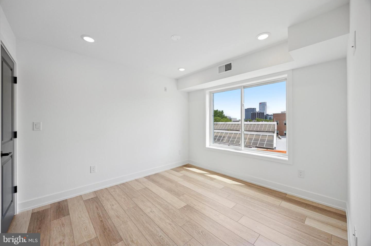 601 N 34th St - Photo 6 of 11