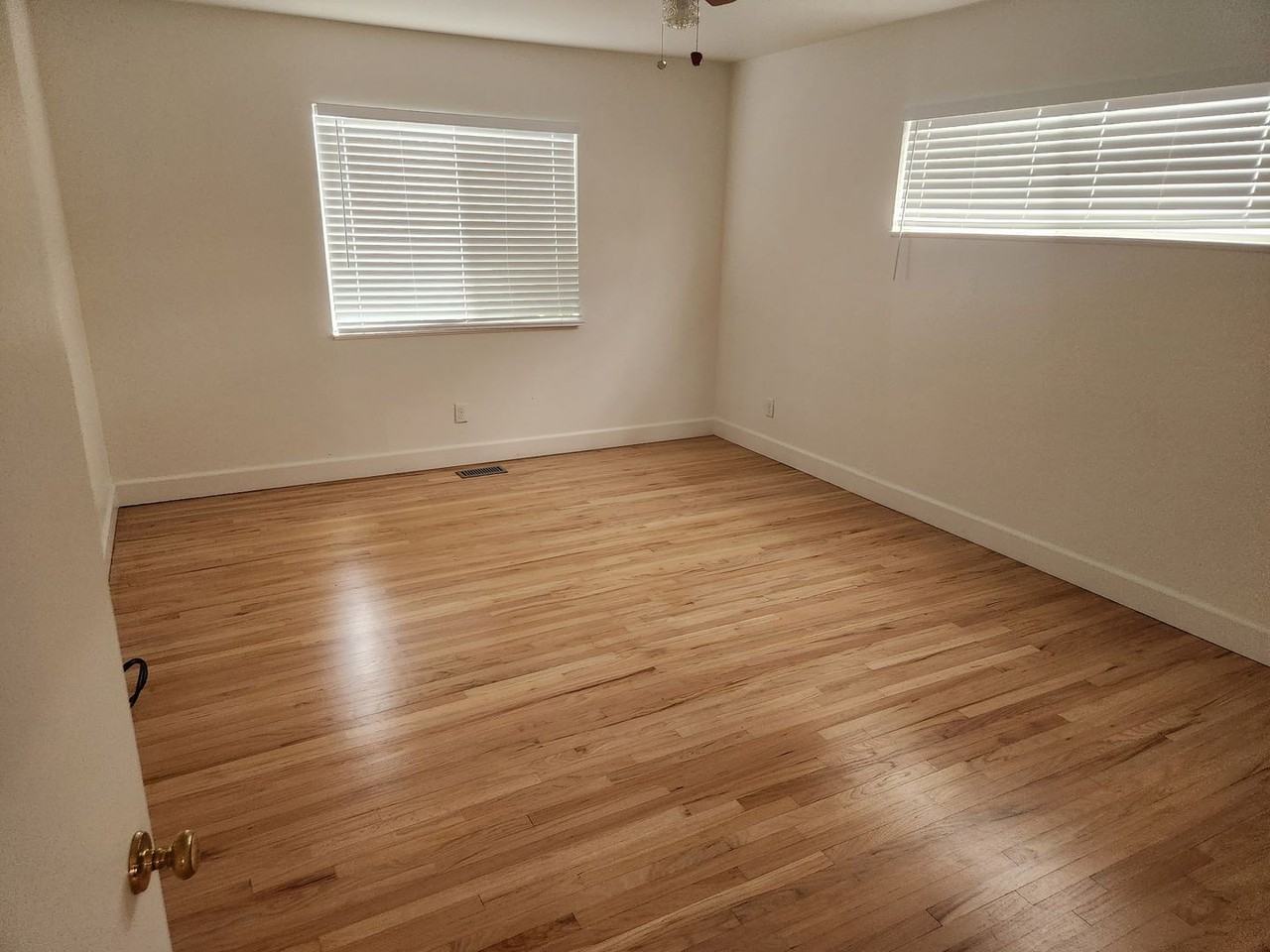 1866 Norwood Dr - Photo 7 of 8