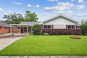 featured image of 2636 Somerset Dr