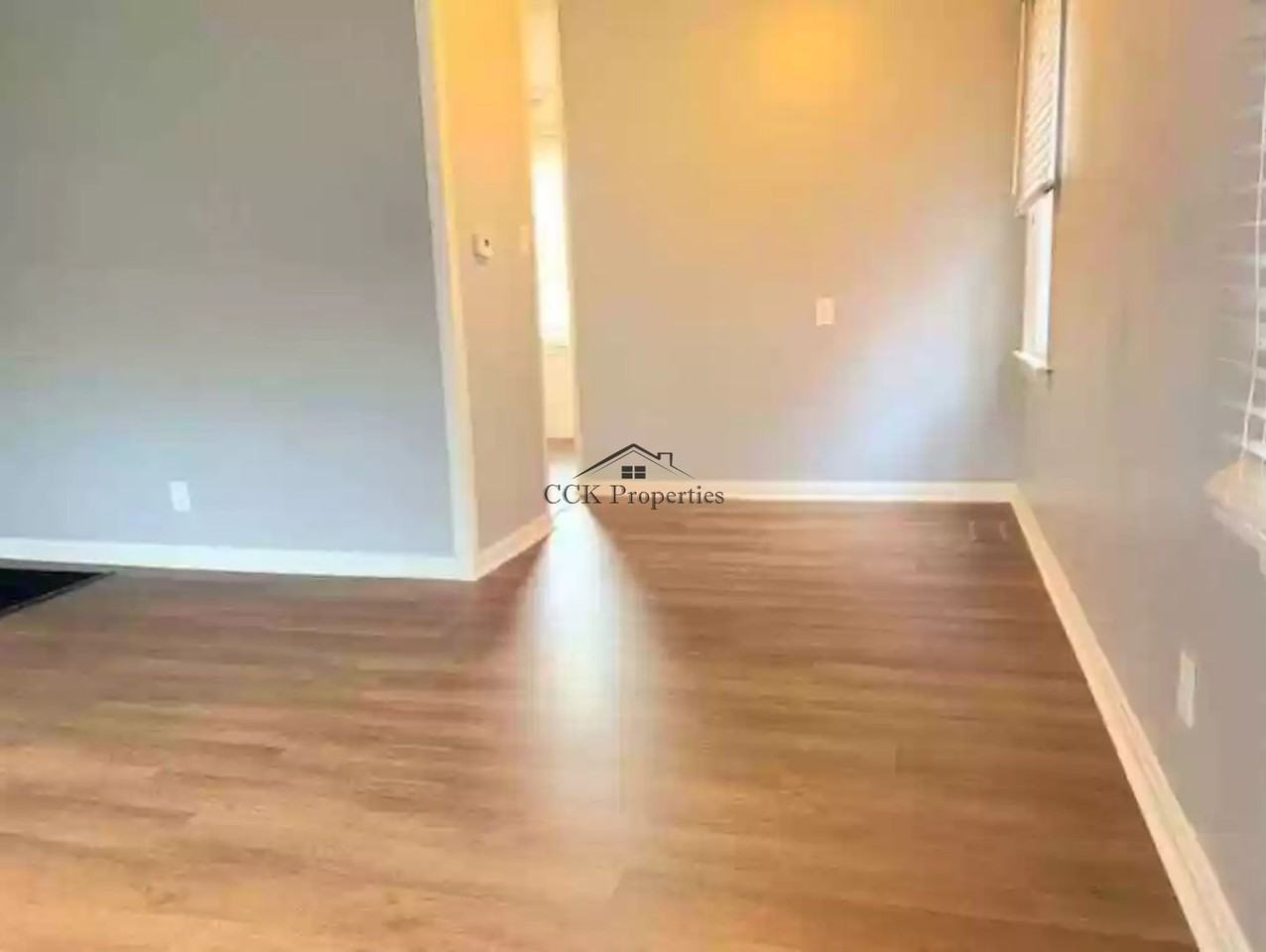 605 Sherman Dr - Photo 5 of 10