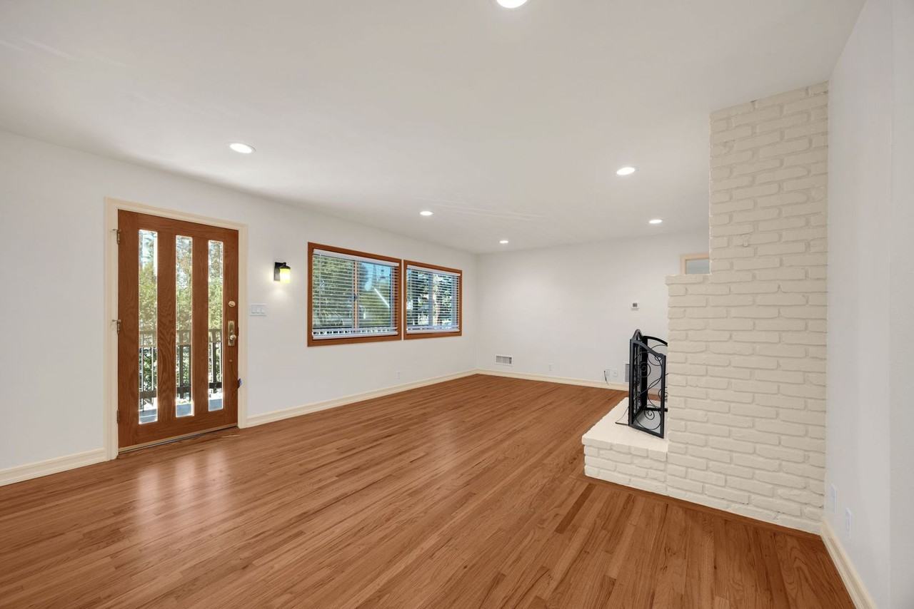 828 Lois Ln - Photo 6 of 19