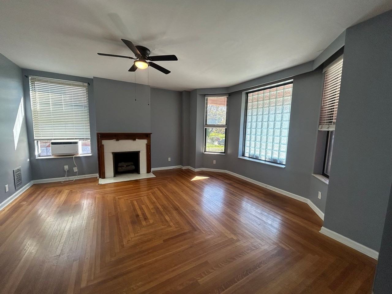 746 Greenwood - Photo 2 of 28
