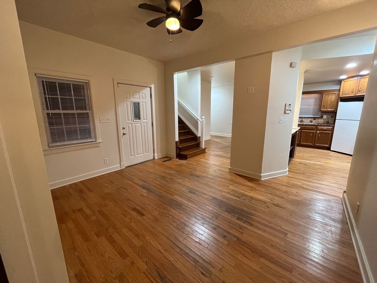 2511 Yonge St - Photo 5 of 19
