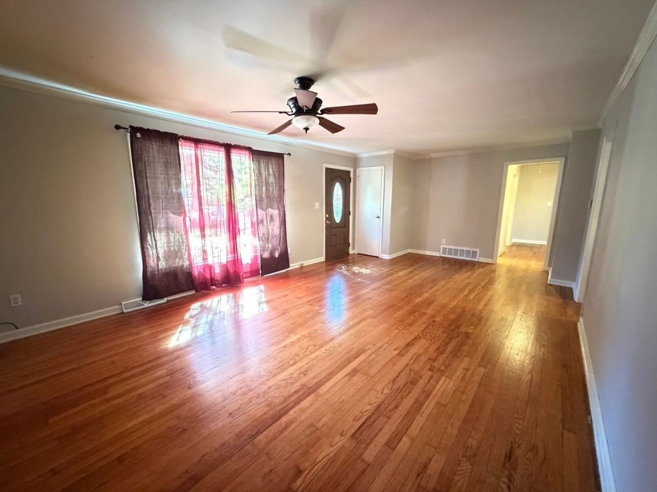 3 Oxford Pl Nw - Photo 4 of 18