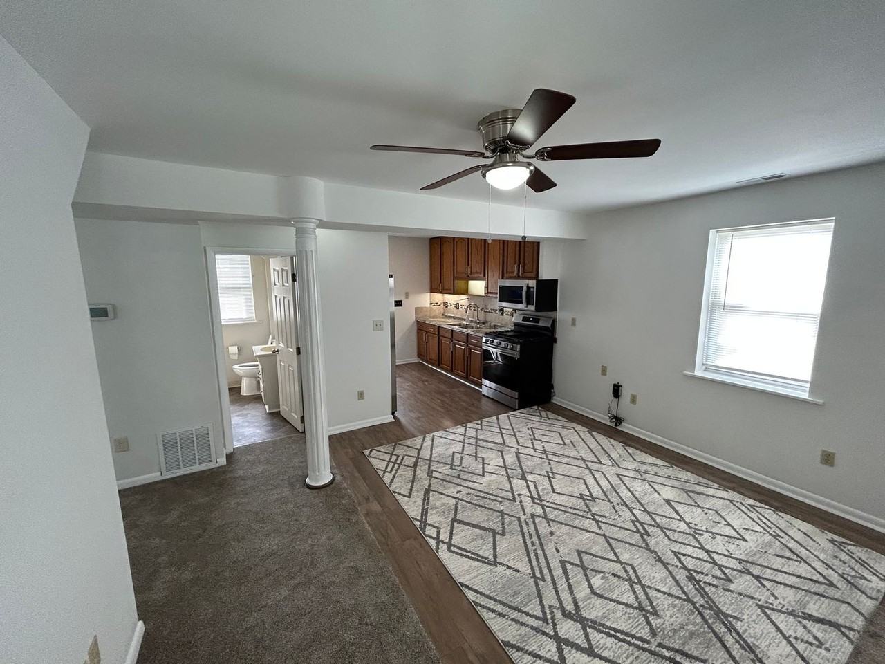 1807 Belle Ave - Photo 3 of 13