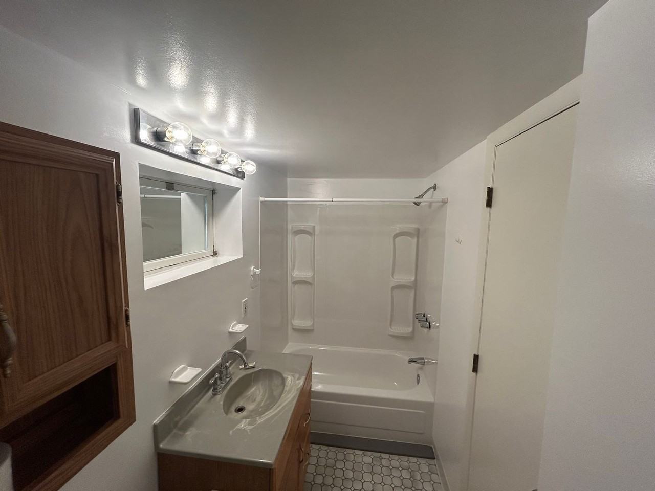 1807 Belle Ave - Photo 4 of 13