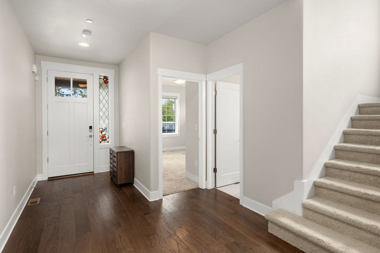 1776 Nw Rolling Hills Dr - Photo 3 of 50
