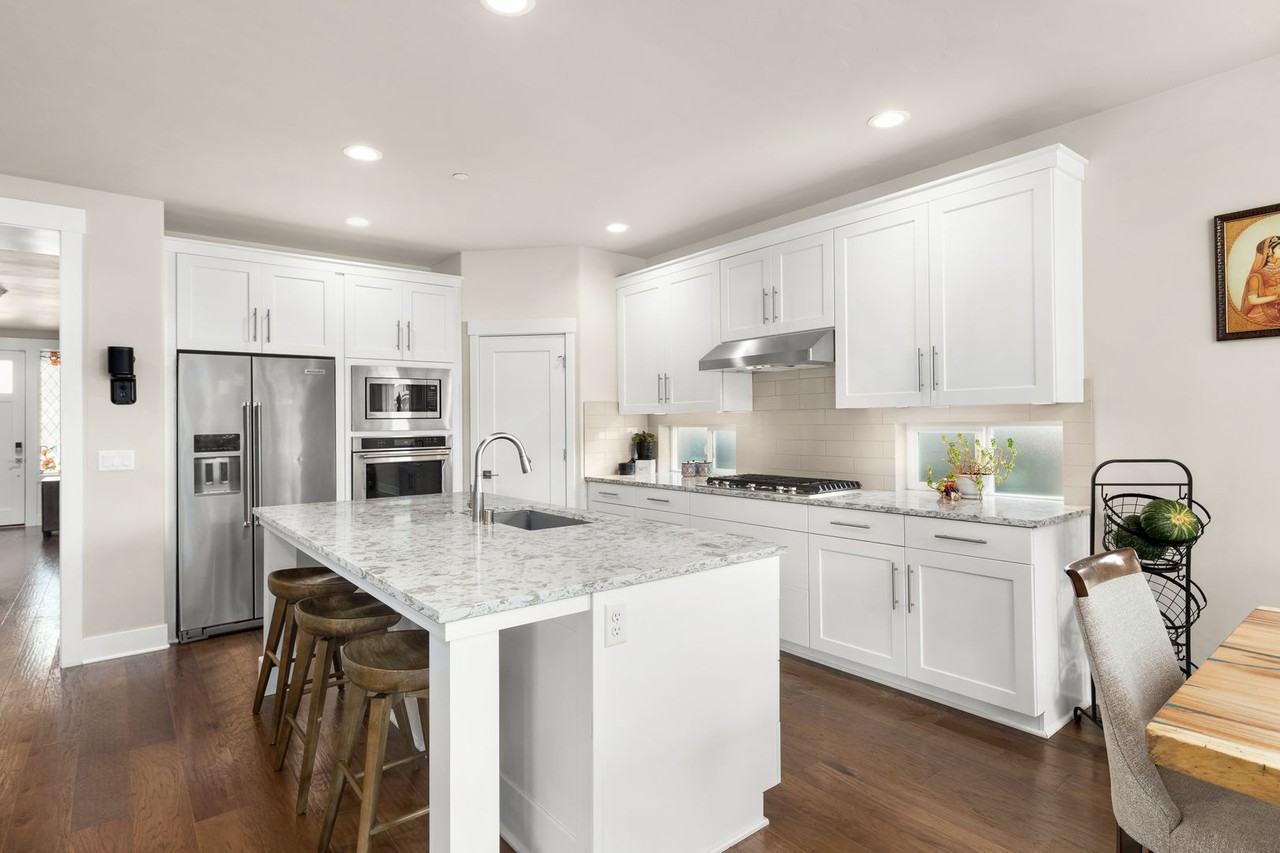 1776 Nw Rolling Hills Dr - Photo 6 of 50