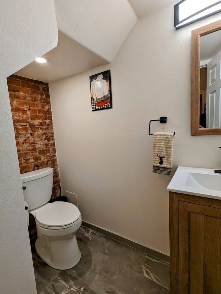 765 Lipan St - Photo 4 of 34