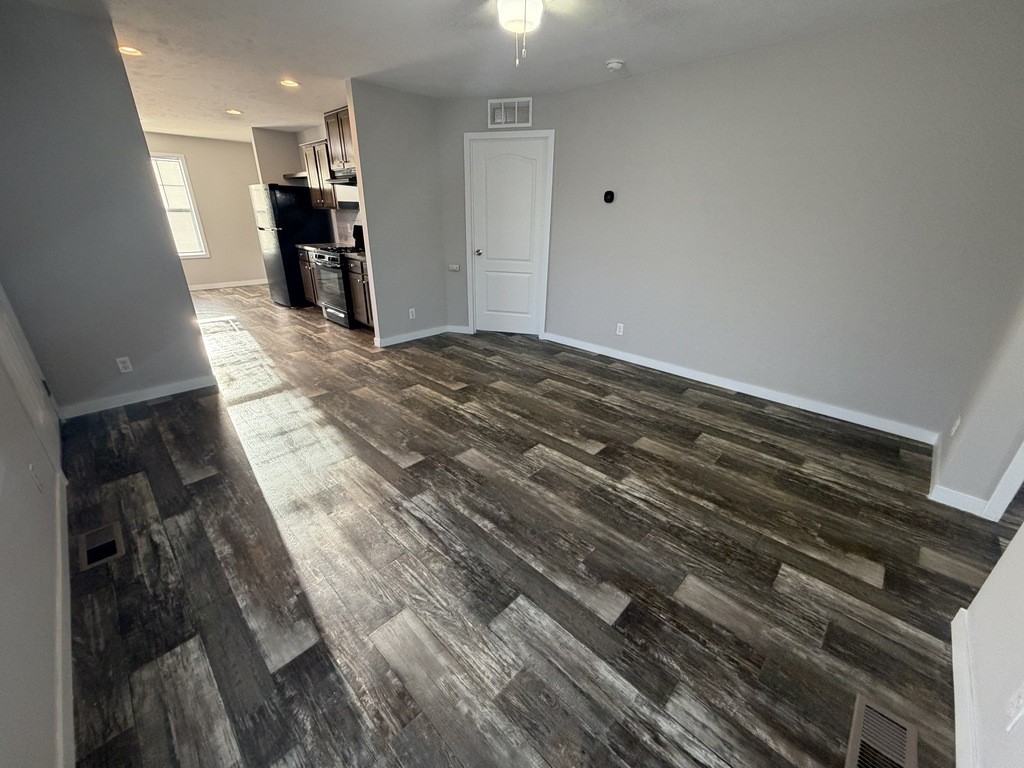 38076 Johannes Dr #529 - Photo 2 of 24