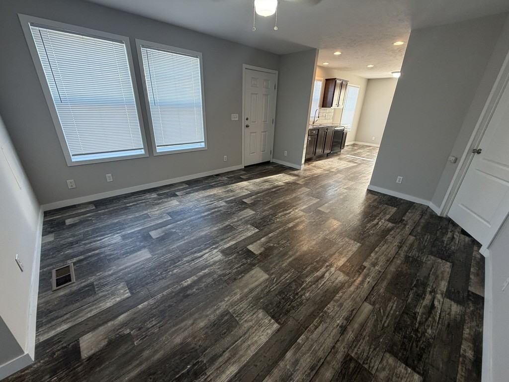 38076 Johannes Dr #529 - Photo 3 of 24