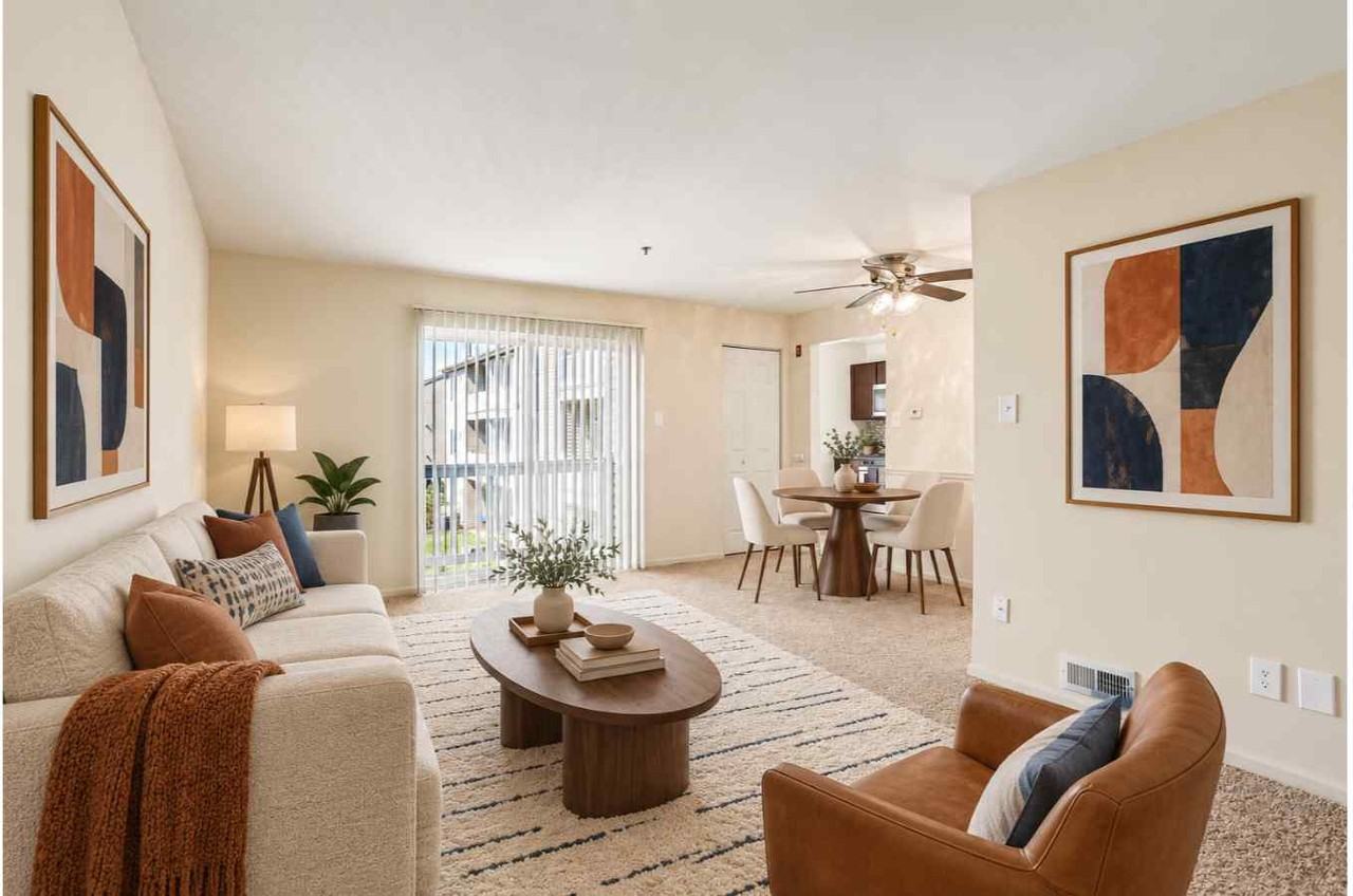 Fox Run Apartments and Townhomes - Photo 7 of 48