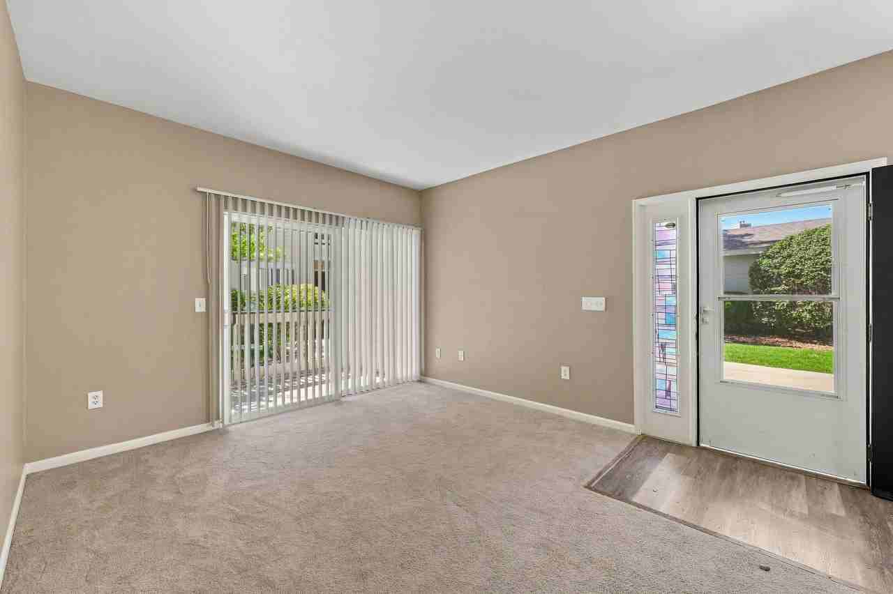 1168 Opal Street #102 - Photo 5 of 35