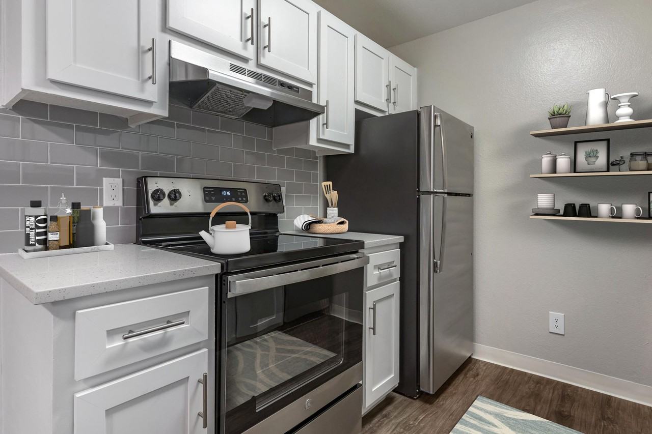 Portofino Apartments - Photo 2 of 38