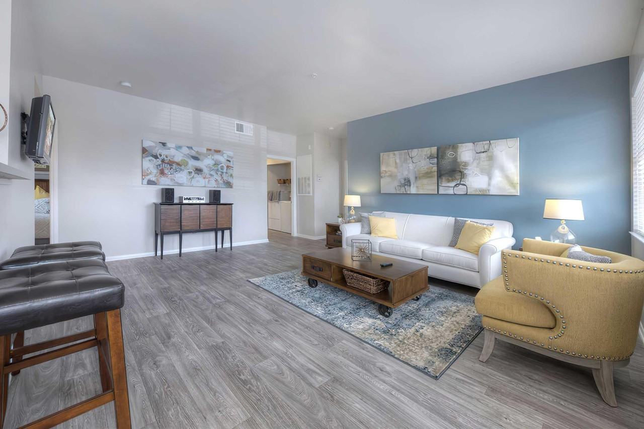 Manzanita Gate Apartments - Photo 2 of 24