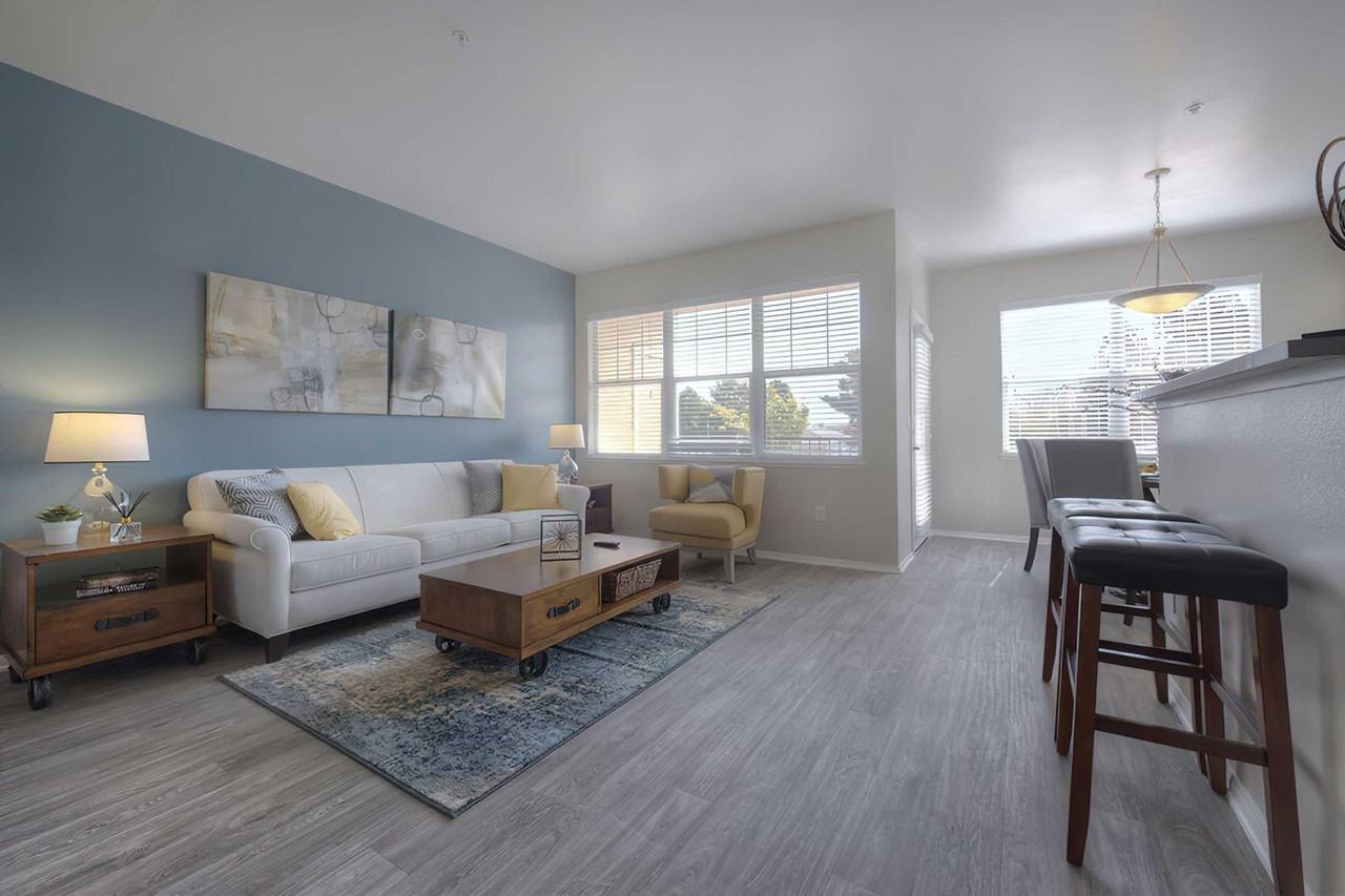 Manzanita Gate Apartments - Photo 3 of 24
