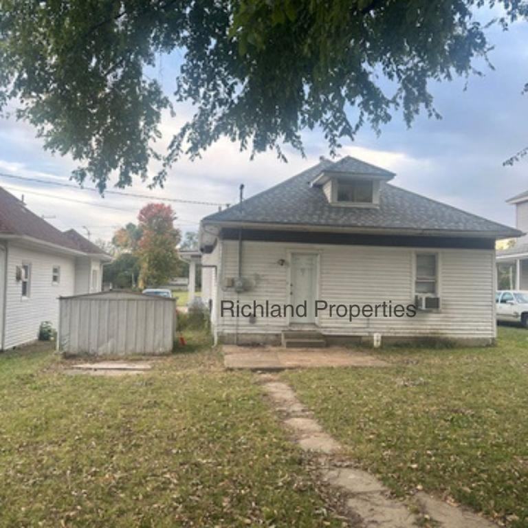 1215 E Broadway Blvd - Photo 2 of 10