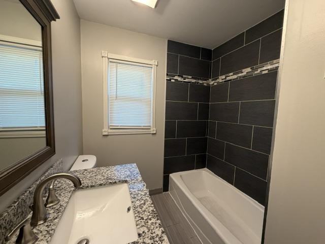 3236 Hopkins St - Photo 7 of 12