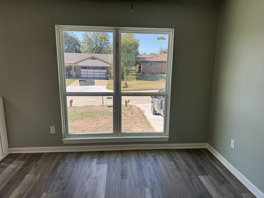 2329 Nw 41st St - Photo 5 of 21