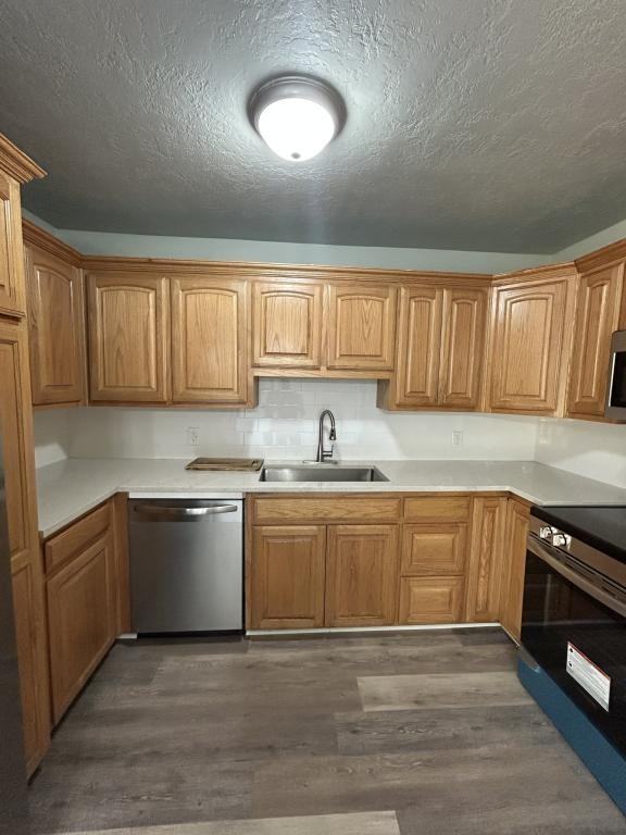 2329 Nw 41st St - Photo 6 of 21