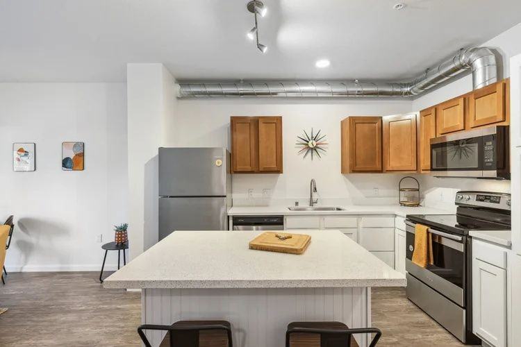 Pullman Modern Urban Apartments - Photo 2 of 36