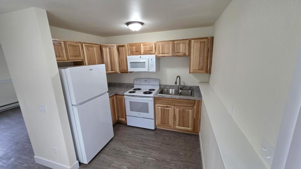 2050 Clubhouse Way #3 - Photo 2 of 11
