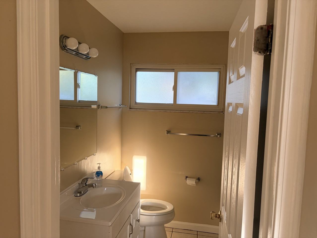 1229 Olivette Dr - Photo 3 of 9