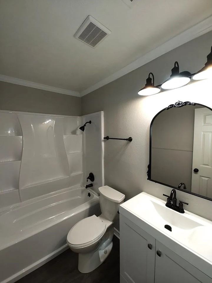 2025 8th St #2025-8thST - Photo 7 of 14