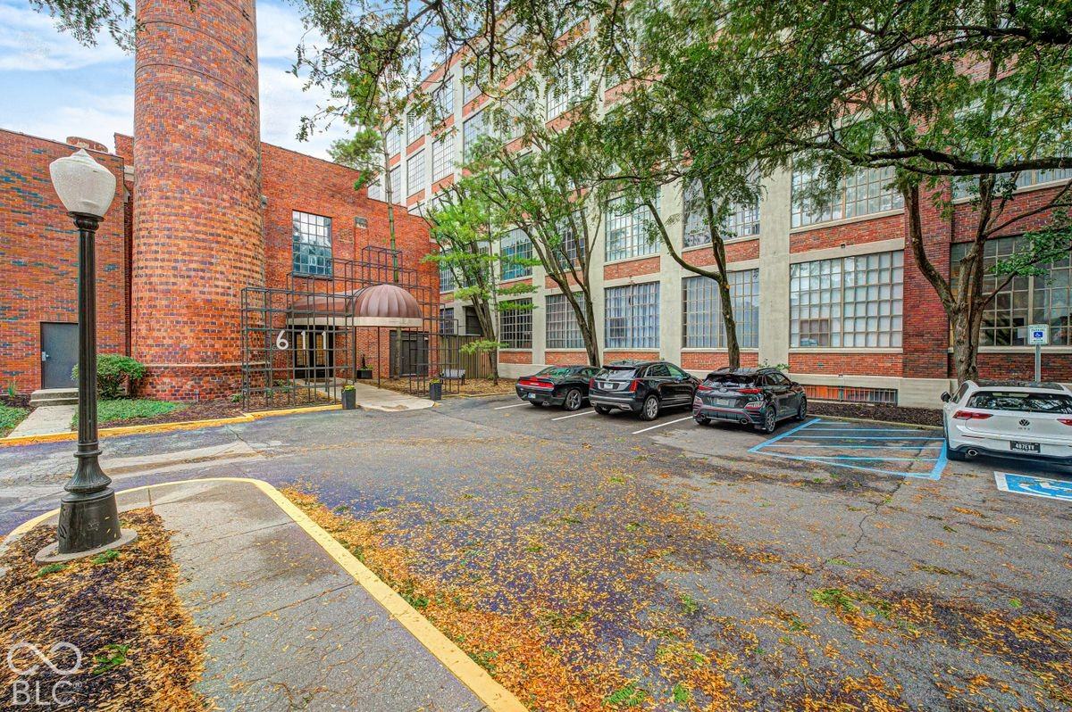 611 N Park Ave ##109 - Photo 2 of 45